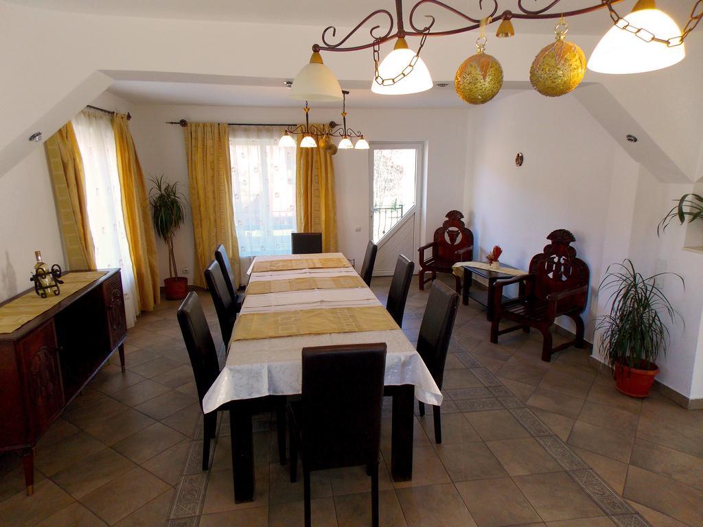 Casa Olteanu Pension Moieciu de Jos Zewnętrze zdjęcie