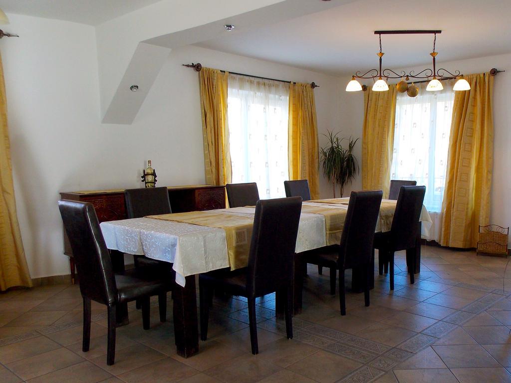 Casa Olteanu Pension Moieciu de Jos Zewnętrze zdjęcie