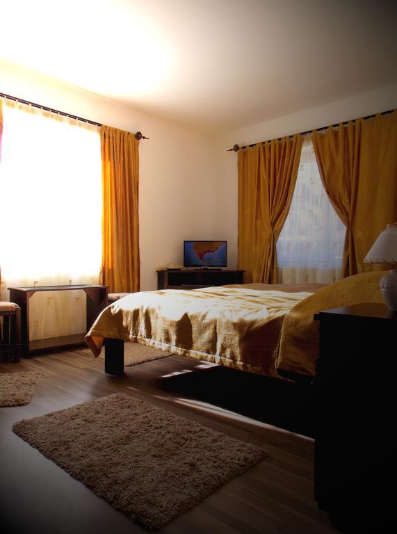 Casa Olteanu Pension Moieciu de Jos Pokój zdjęcie